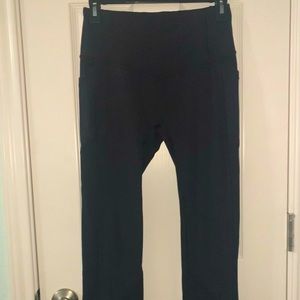 Lululemon leggings, with pockets
